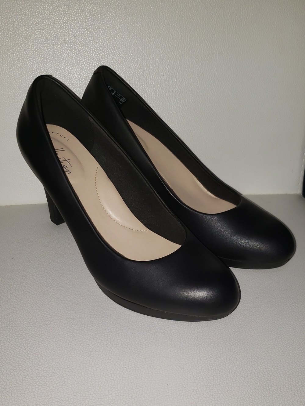 Clarks Black Stiletto Heels Size:7M - Picture 4 of 9